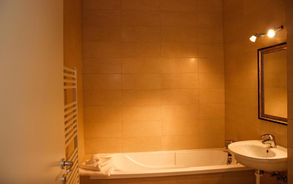 Apartament Safir *
